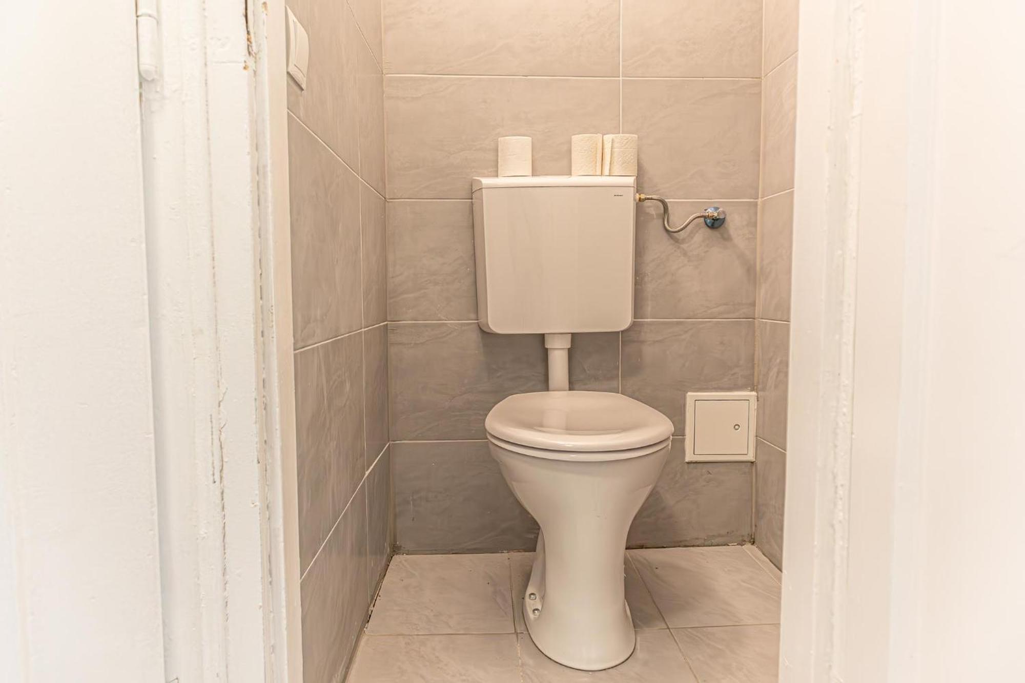 Apartament Convenient 2br Apt. Near U6 Station Am Schoepfwerk Viena